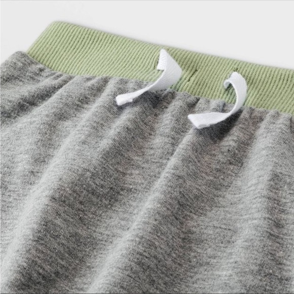 Star Wars Baby Yoda 2-Piece Hoodie and Jogger Set - Picture 2 of 9